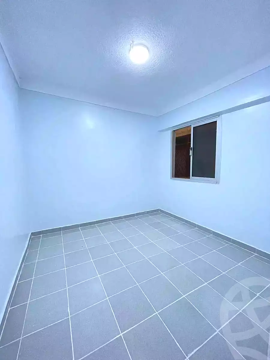 https://aqarmap.com.eg/ar/listing/7244176-for-sale-alexandria-al-agamy-shataa-el-nakheel