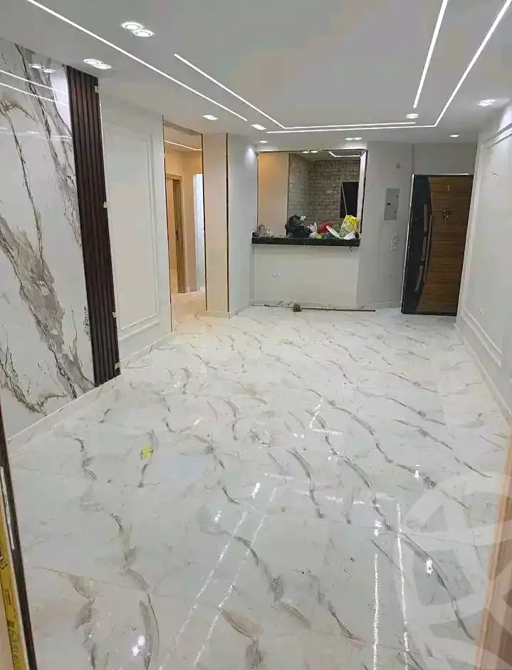 https://aqarmap.com.eg/ar/listing/7244165-for-sale-cairo-el-haram-el-lebeny-soltan-khattab-st