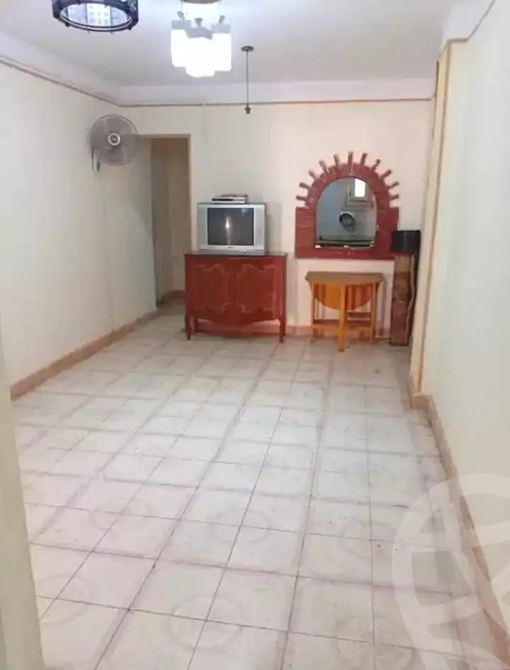 https://aqarmap.com.eg/en/listing/7244270-for-sale-alexandria-al-agamy-el-hanouvel-radwan-st
