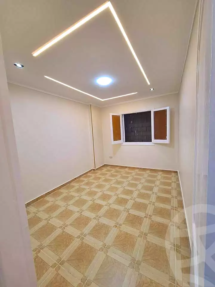 https://aqarmap.com.eg/ar/listing/7244353-for-sale-alexandria-sydy-bshr-sydy-bshr-bhry-shr-mhmwd-l-yswy