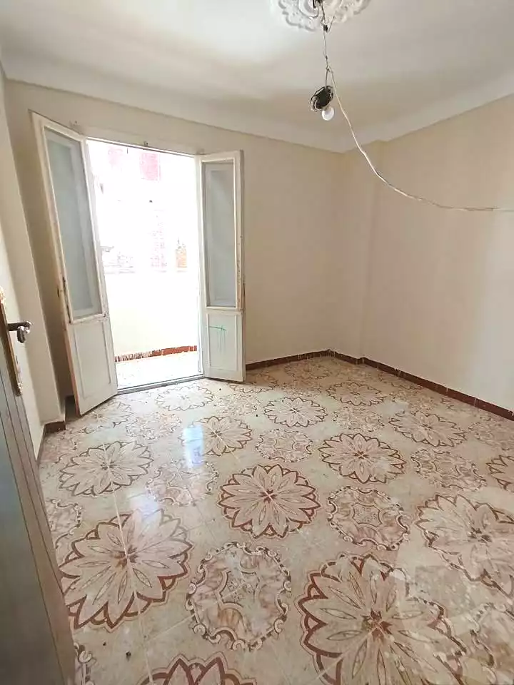 https://aqarmap.com.eg/ar/listing/7244358-for-sale-alexandria-lsywf-el-falki