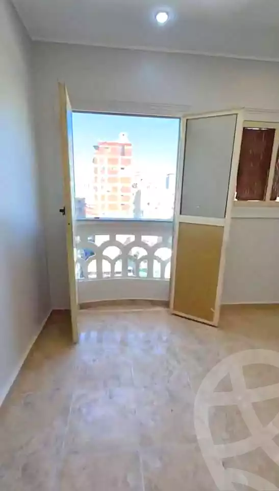 https://aqarmap.com.eg/en/listing/7244458-for-sale-alexandria-el-asafra-shr-mlk-hfny