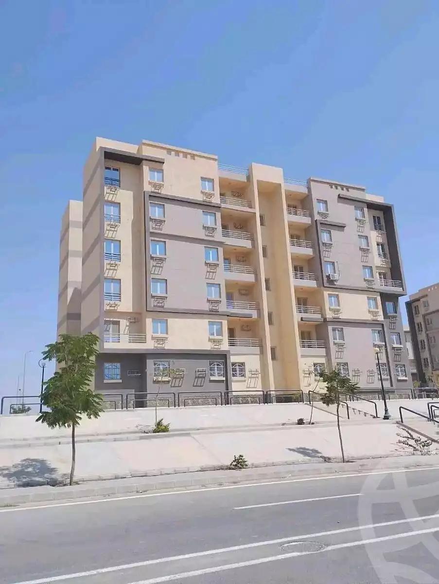 https://aqarmap.com.eg/en/listing/7244540-for-sale-asyut-asyut-city-nyoum-aywt-bwrtw-sywt-arab-development