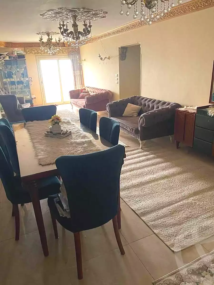 https://aqarmap.com.eg/ar/listing/7245242-for-sale-cairo-helwan-kwrnysh-hlwn