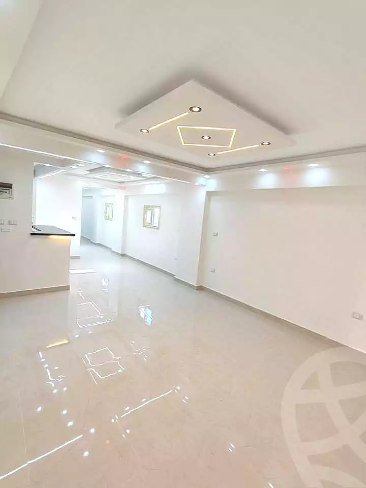 https://aqarmap.com.eg/ar/listing/7245684-for-sale-alexandria-moharram-bey