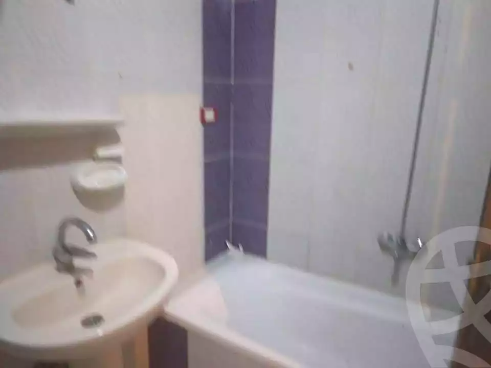 https://aqarmap.com.eg/ar/listing/7246575-for-rent-alexandria-el-asafra-shr-45