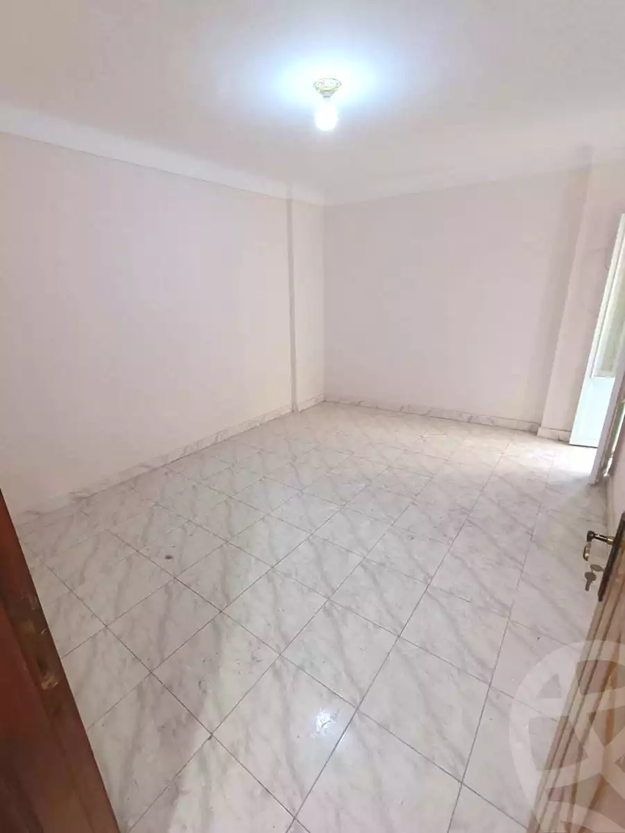 https://aqarmap.com.eg/ar/listing/7246713-for-sale-alexandria-miami-mahmoud-el-isawy-st