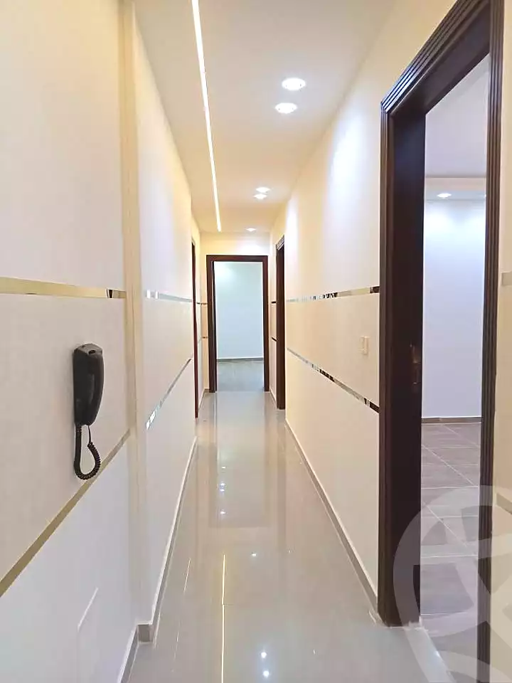 https://aqarmap.com.eg/ar/listing/7246831-for-sale-alexandria-tharwat