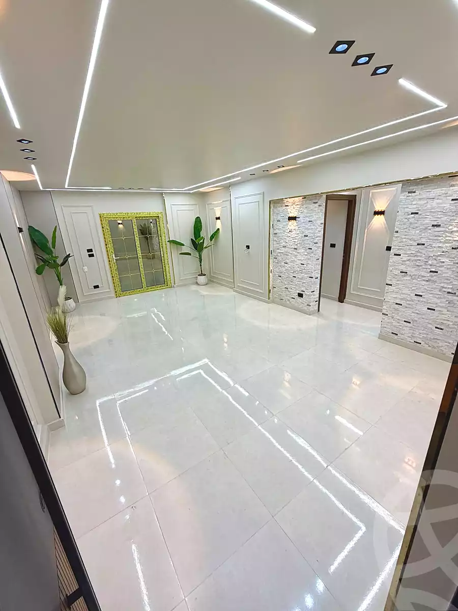 https://aqarmap.com.eg/ar/listing/7246850-for-sale-alexandria-miami-mahmoud-el-isawy-st