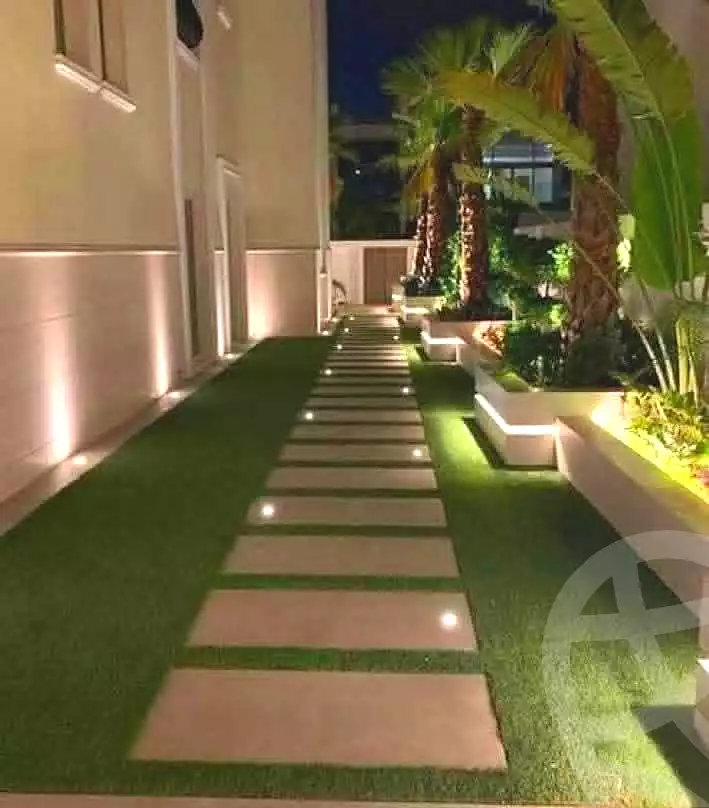 https://aqarmap.com.eg/ar/listing/7247027-for-sale-cairo-new-cairo-compounds-hyde-park-hpr-hyde-park