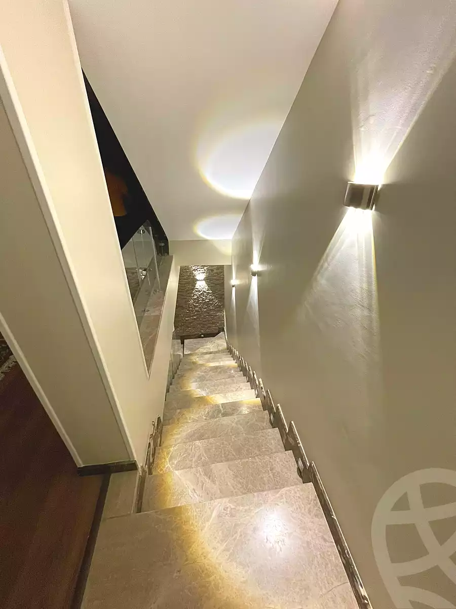 https://aqarmap.com.eg/en/listing/7247155-for-rent-cairo-new-cairo-compounds-mountain-view-hyde-park