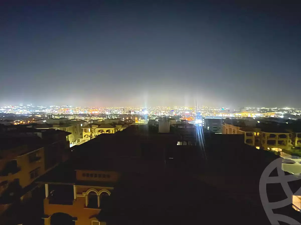 https://aqarmap.com.eg/en/listing/7247308-for-sale-cairo-el-sheikh-zayed-city-compounds-el-khamayel