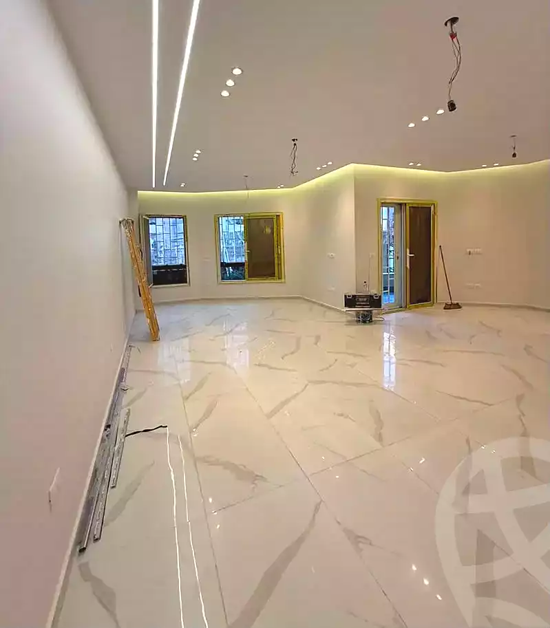 https://aqarmap.com.eg/ar/listing/7247342-for-sale-cairo-el-sheikh-zayed-city-compounds-zayed-heights-compound