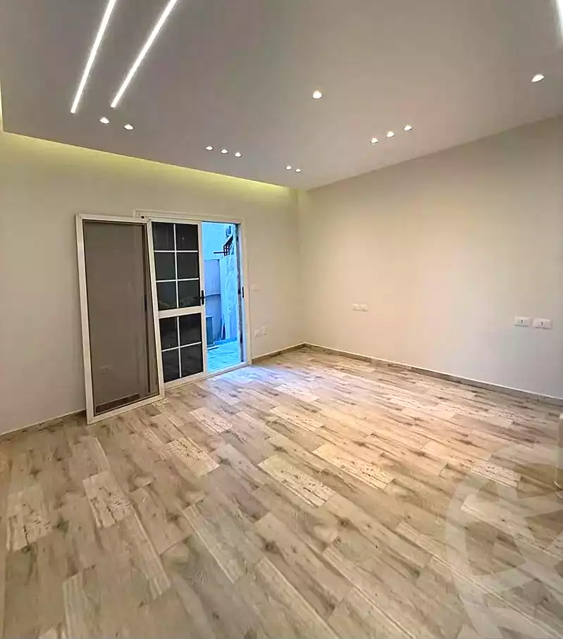 https://aqarmap.com.eg/ar/listing/7247342-for-sale-cairo-el-sheikh-zayed-city-compounds-zayed-heights-compound