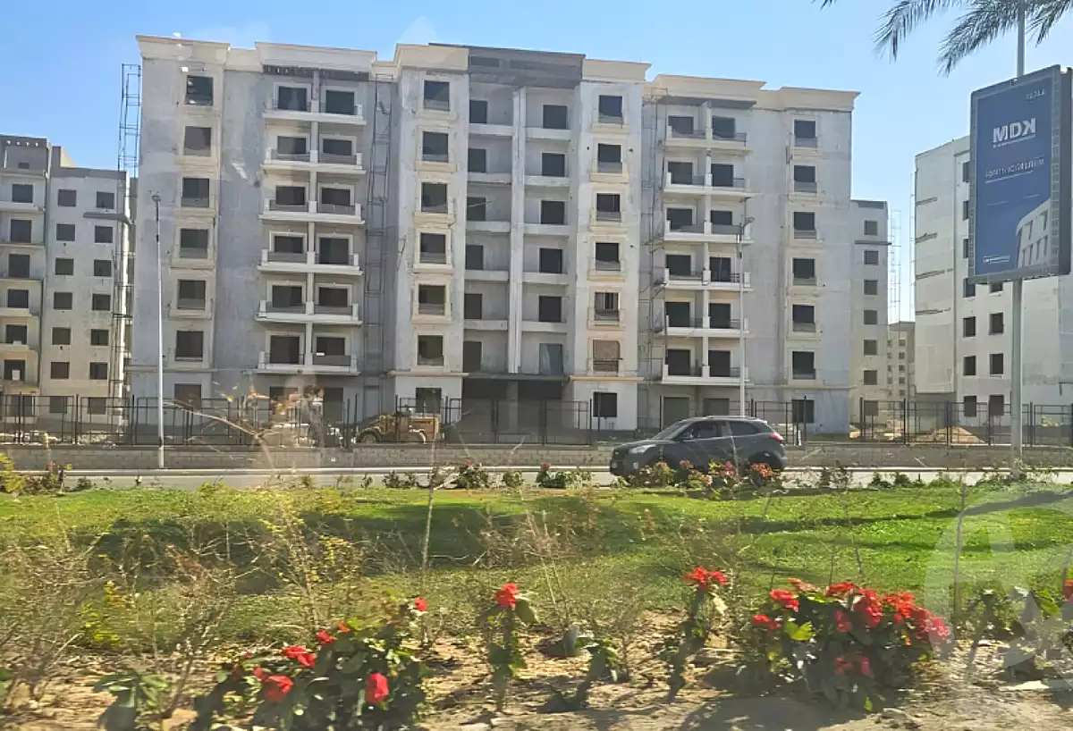 https://aqarmap.com.eg/ar/listing/7247350-for-sale-cairo-el-shorouk-compounds-mayan-compound-stm