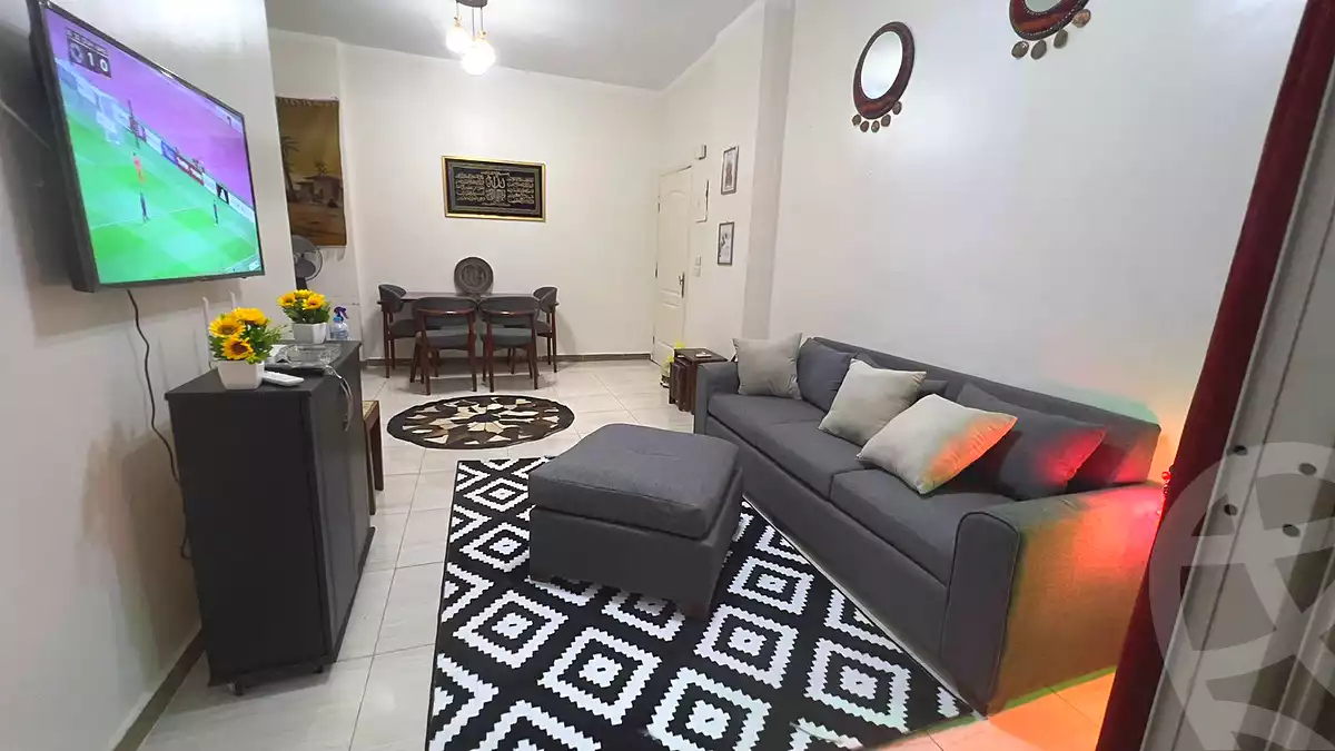 https://aqarmap.com.eg/ar/listing/7247156-for-rent-cairo-6th-of-october-hadaeq-october-compounds-djlh-blmz-m-mr-lmrshdy