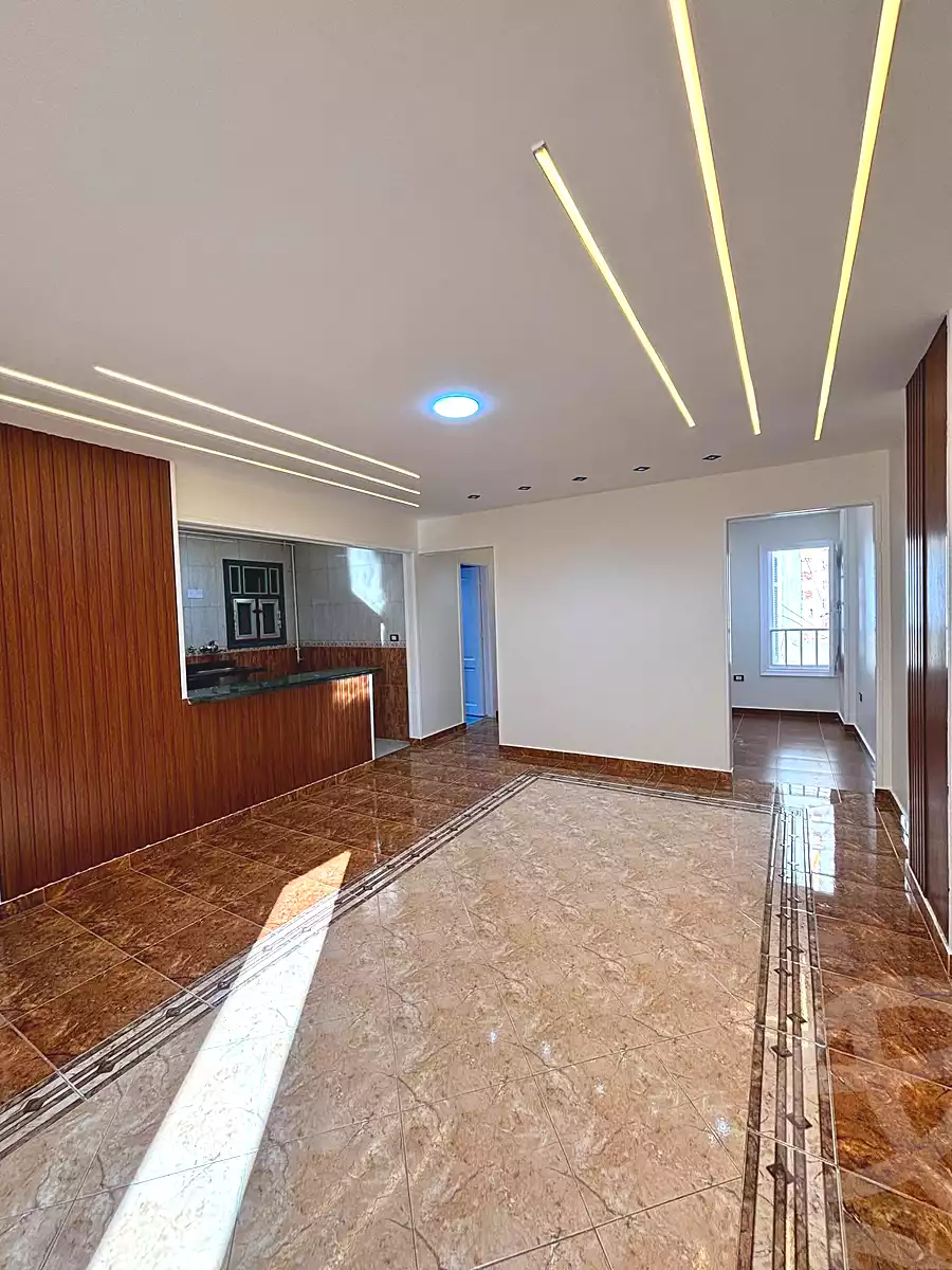 https://aqarmap.com.eg/ar/listing/7248142-for-sale-alexandria-sydy-bshr-sydy-bshr-bhry-shr-mhmwd-l-yswy