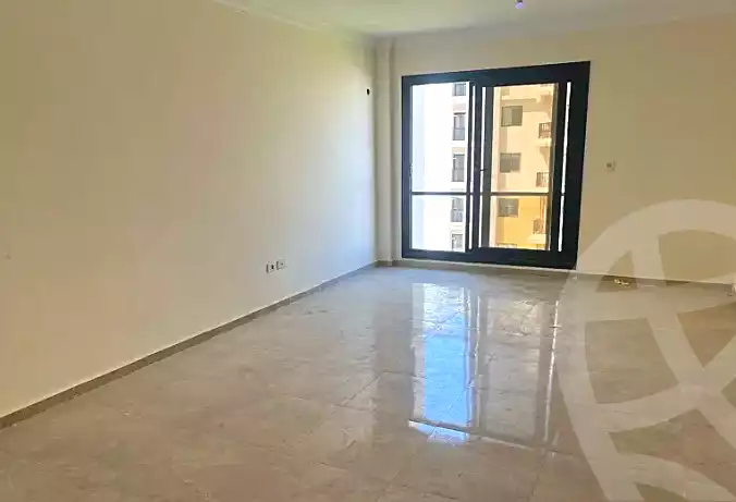 https://aqarmap.com.eg/en/listing/7248350-for-sale-cairo-el-sheikh-zayed-city-lshykh-zyd-ljdyd-lugar-compound-gates