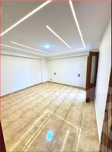 https://aqarmap.com.eg/ar/listing/7248545-for-sale-alexandria-sydy-bshr-sydy-bshr-bhry-shr-mhmwd-l-yswy