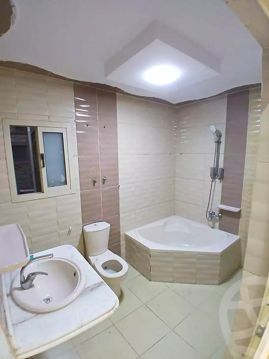 https://aqarmap.com.eg/ar/listing/7245707-for-sale-alexandria-al-agamy-lbytsh