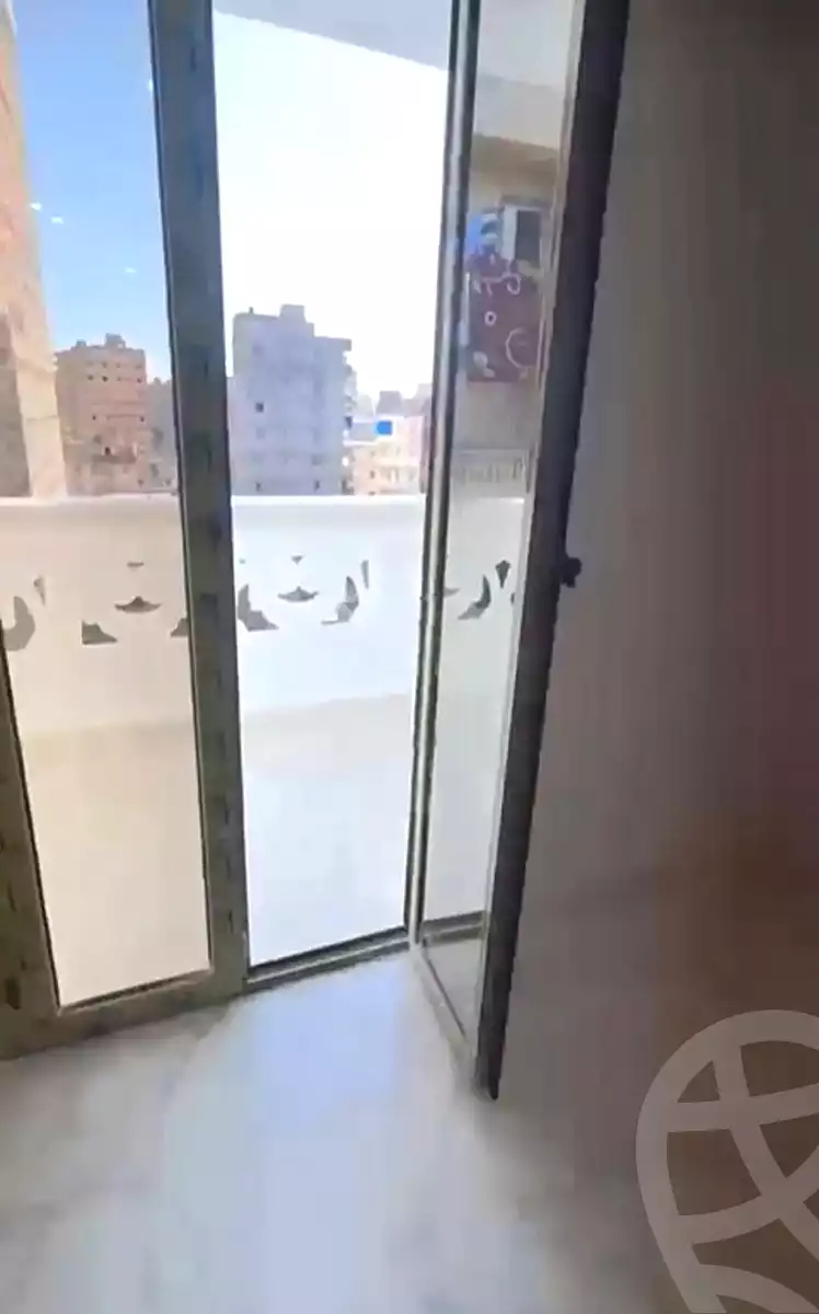 https://aqarmap.com.eg/en/listing/7245644-for-sale-alexandria-el-asafra-shr-45