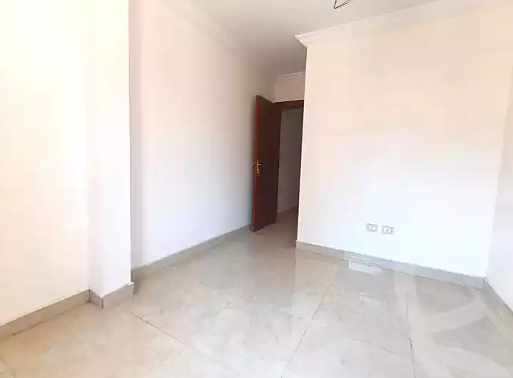 https://aqarmap.com.eg/ar/listing/7248730-for-rent-alexandria-l-zryt
