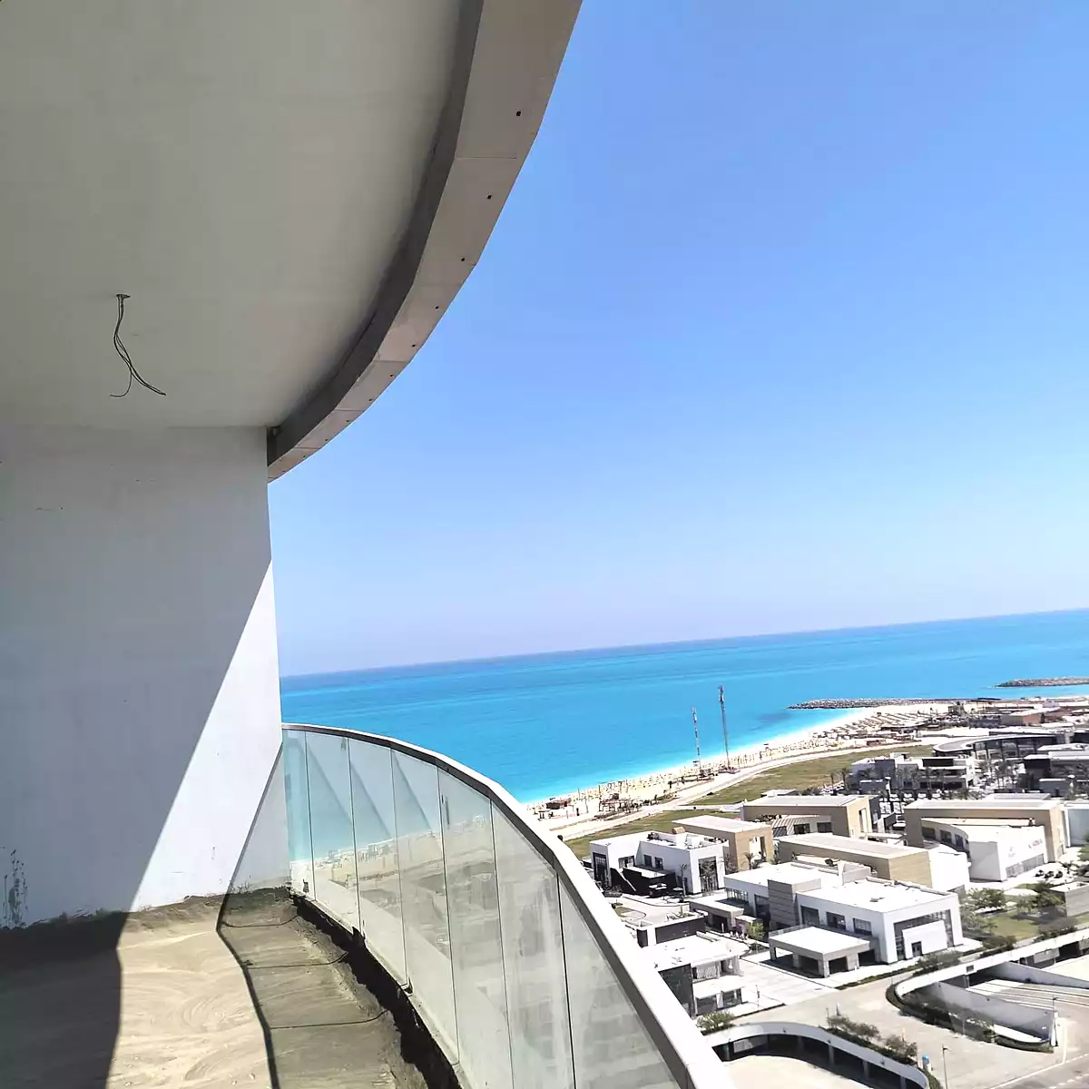 https://aqarmap.com.eg/ar/listing/7248799-for-sale-north-coast-new-alamein-mntj-t-l-lmyn-ljdyd-north-edge-towers