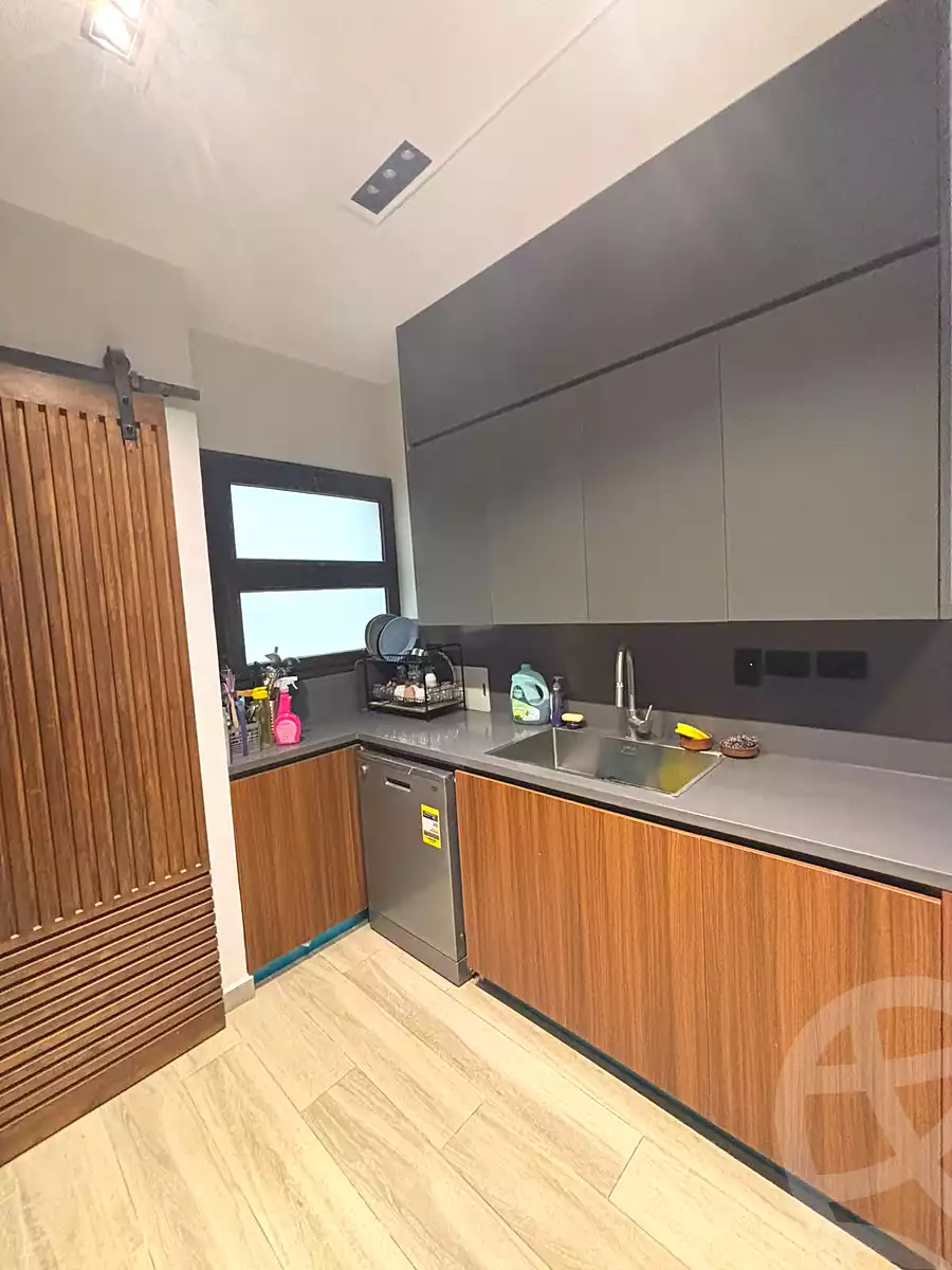 https://aqarmap.com.eg/ar/listing/7248731-for-rent-cairo-el-sheikh-zayed-city-compounds-kmbwnd-wyst-twn-swdyk