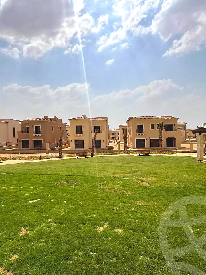 https://aqarmap.com.eg/ar/listing/7248838-for-sale-cairo-new-cairo-compounds-city-gate-sapphire-city-gate