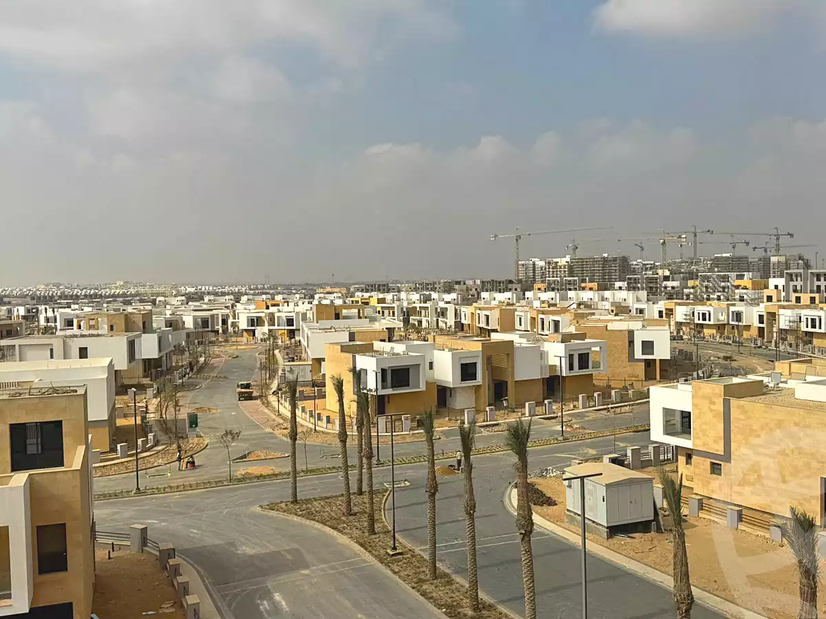 https://aqarmap.com.eg/en/listing/7248895-for-sale-cairo-new-cairo-compounds-zyd-yst