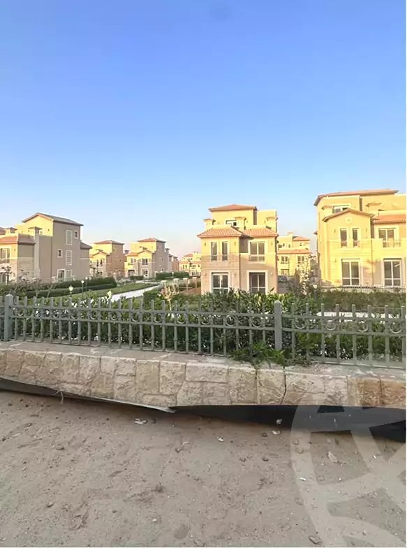 https://aqarmap.com.eg/ar/listing/7248903-for-sale-cairo-new-administrative-capital-r4-la-vista-city