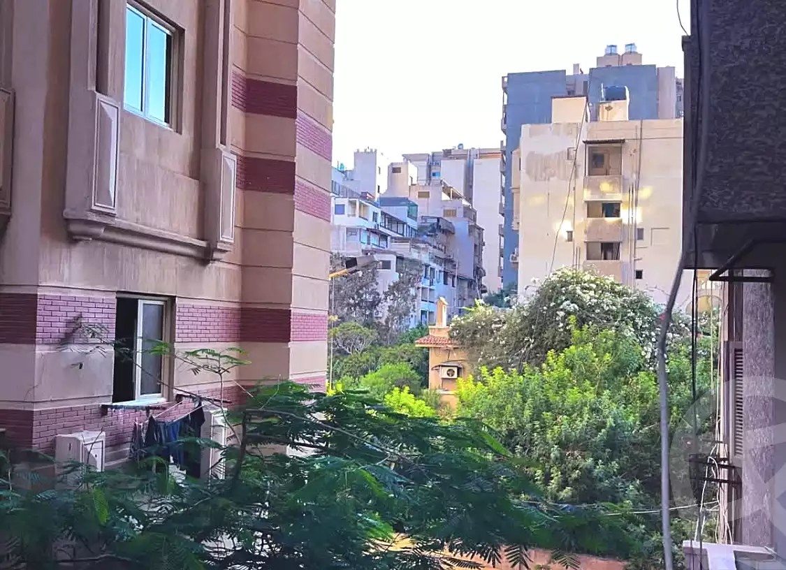 https://aqarmap.com.eg/ar/listing/7249196-for-sale-alexandria-lauran