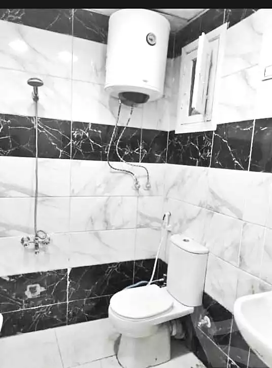 https://aqarmap.com.eg/ar/listing/7249291-for-rent-cairo-downtown-el-qasr-el-ayni