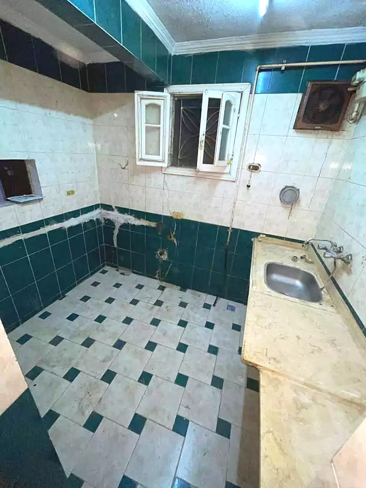 https://aqarmap.com.eg/ar/listing/7229695-for-sale-alexandria-lsywf-el-falki