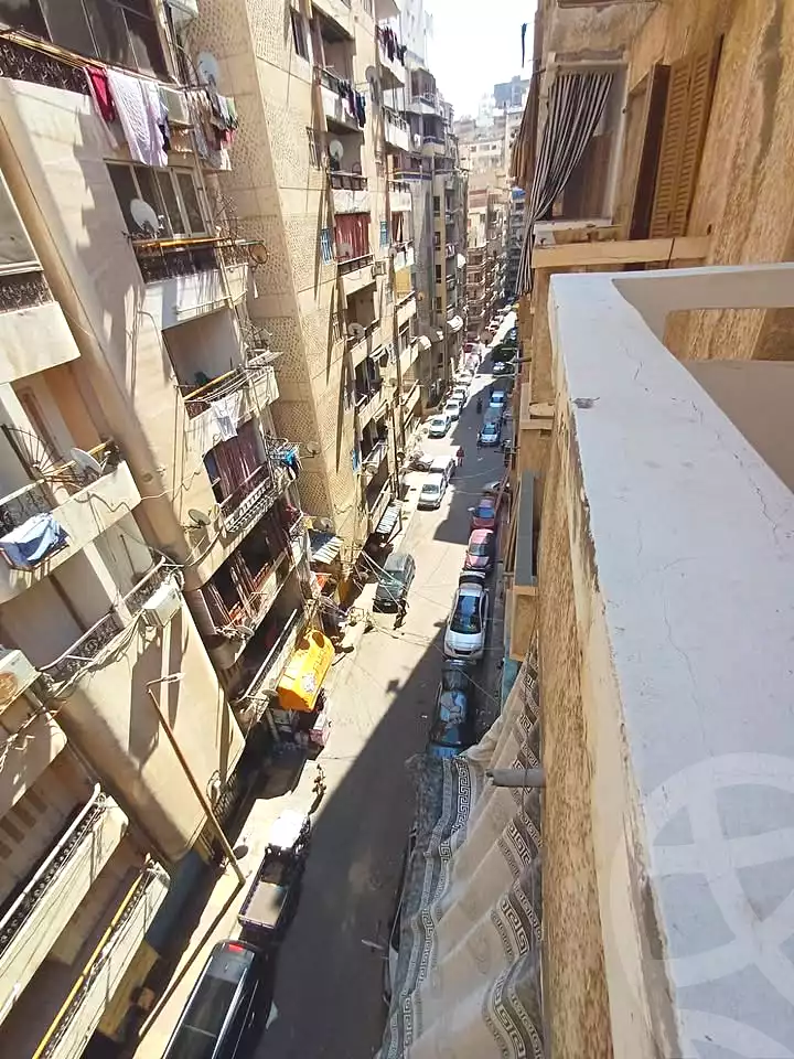 https://aqarmap.com.eg/ar/listing/7249676-for-sale-alexandria-el-asafra-l-sfr-bhry