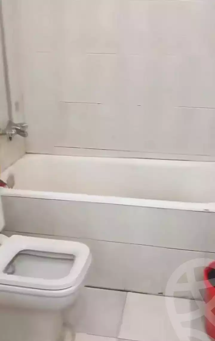 https://aqarmap.com.eg/ar/listing/7249965-for-sale-cairo-ain-shams-ain-shams-el-sharkia-el-zahraa-st