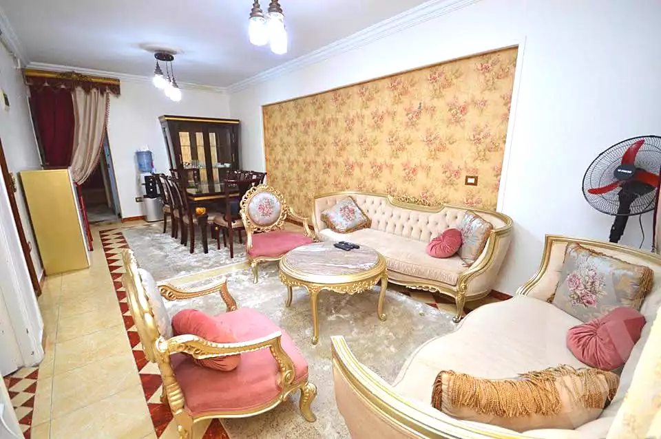 https://aqarmap.com.eg/en/listing/7250061-for-sale-alexandria-miami-shr-jml-bd-lnsr