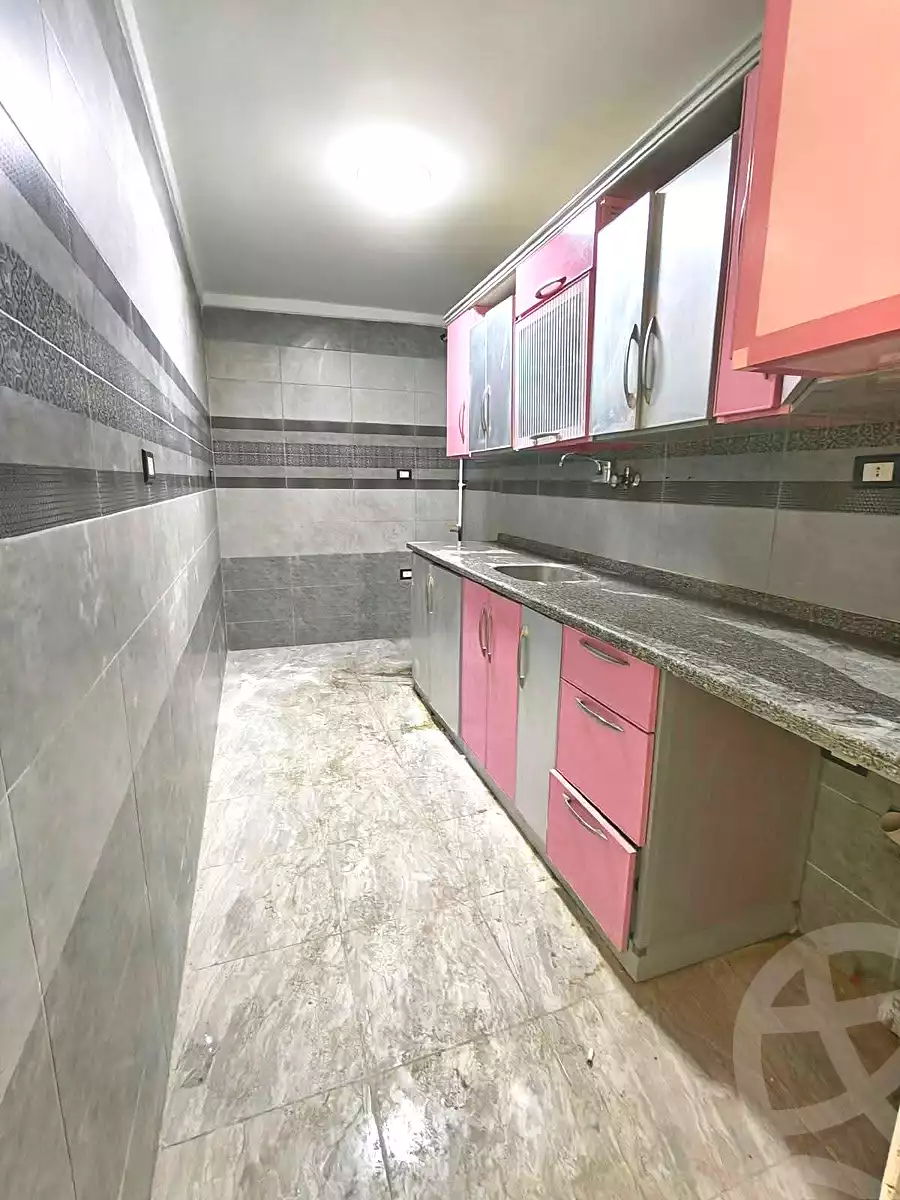 https://aqarmap.com.eg/ar/listing/7250190-for-sale-alexandria-el-asafra-l-sfr-bhry
