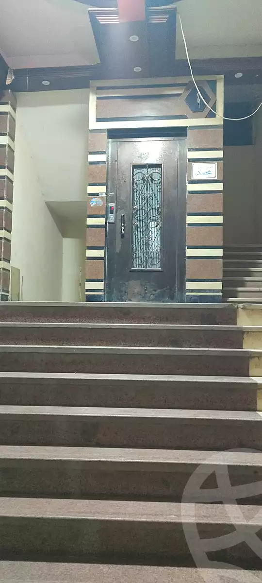 https://aqarmap.com.eg/ar/listing/7250452-for-sale-sharqia-zagazig-zagazig-city-ghasham-rd
