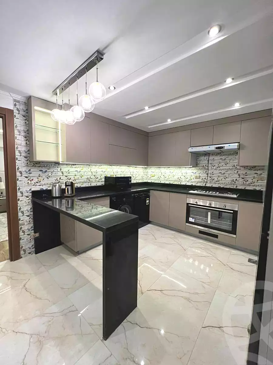 https://aqarmap.com.eg/en/listing/7250676-for-sale-cairo-new-cairo-compounds-mwrd-fq-llttwyr