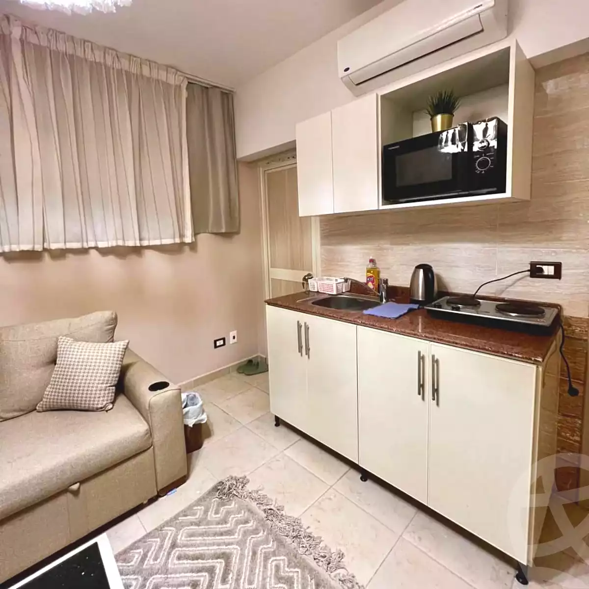 https://aqarmap.com.eg/ar/listing/7250754-for-rent-cairo-el-sheikh-zayed-city-el-hay-elasher-street-100