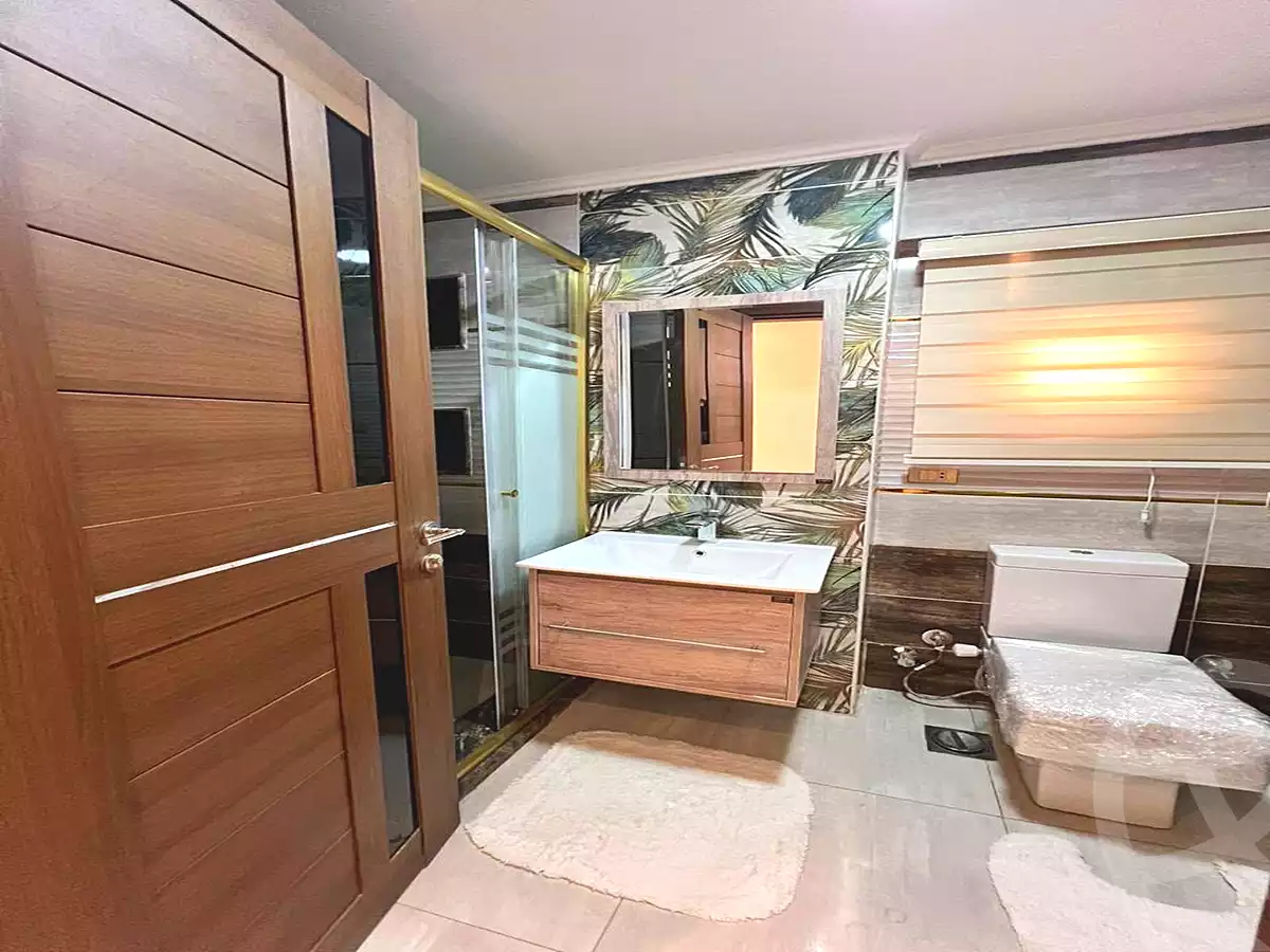 https://aqarmap.com.eg/ar/listing/7250795-for-sale-cairo-new-cairo-compounds-mwrd-fq-llttwyr