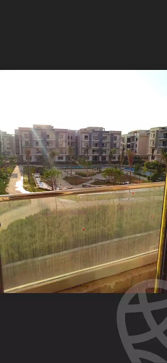 https://aqarmap.com.eg/en/listing/7250823-for-sale-cairo-new-cairo-compounds-galleria-moon-valley
