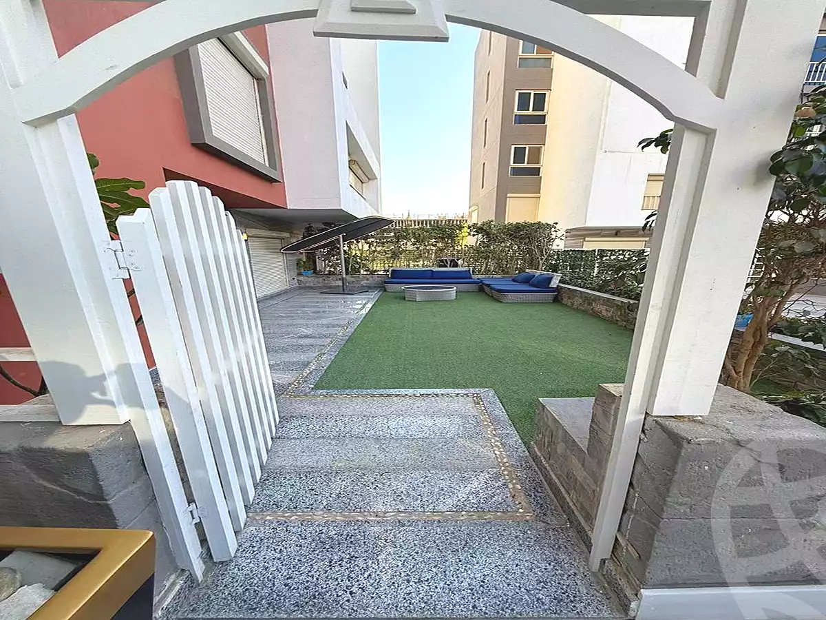 https://aqarmap.com.eg/en/listing/7250830-for-sale-cairo-new-cairo-compounds-mwrd-fq-llttwyr