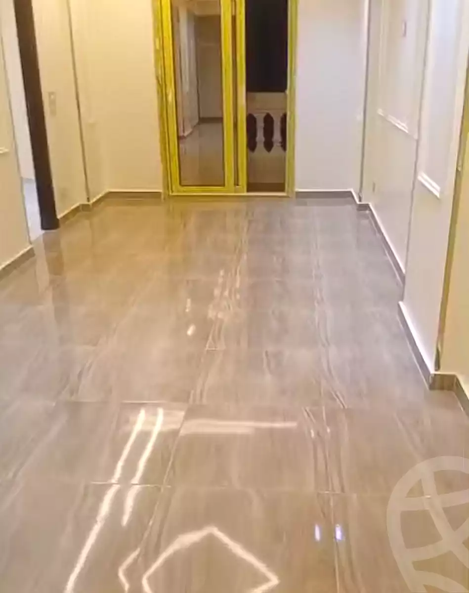 https://aqarmap.com.eg/ar/listing/7250834-for-rent-alexandria-al-agamy-lbytsh-shahr-al-assal-st