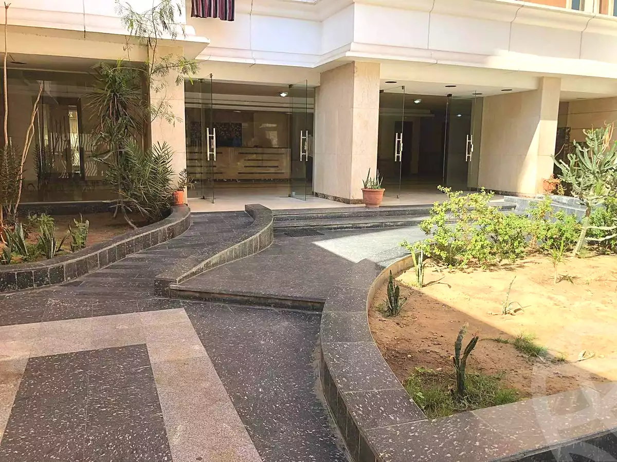 https://aqarmap.com.eg/en/listing/7250843-for-sale-cairo-shoubra-rod-el-farag-abou-el-farag-st