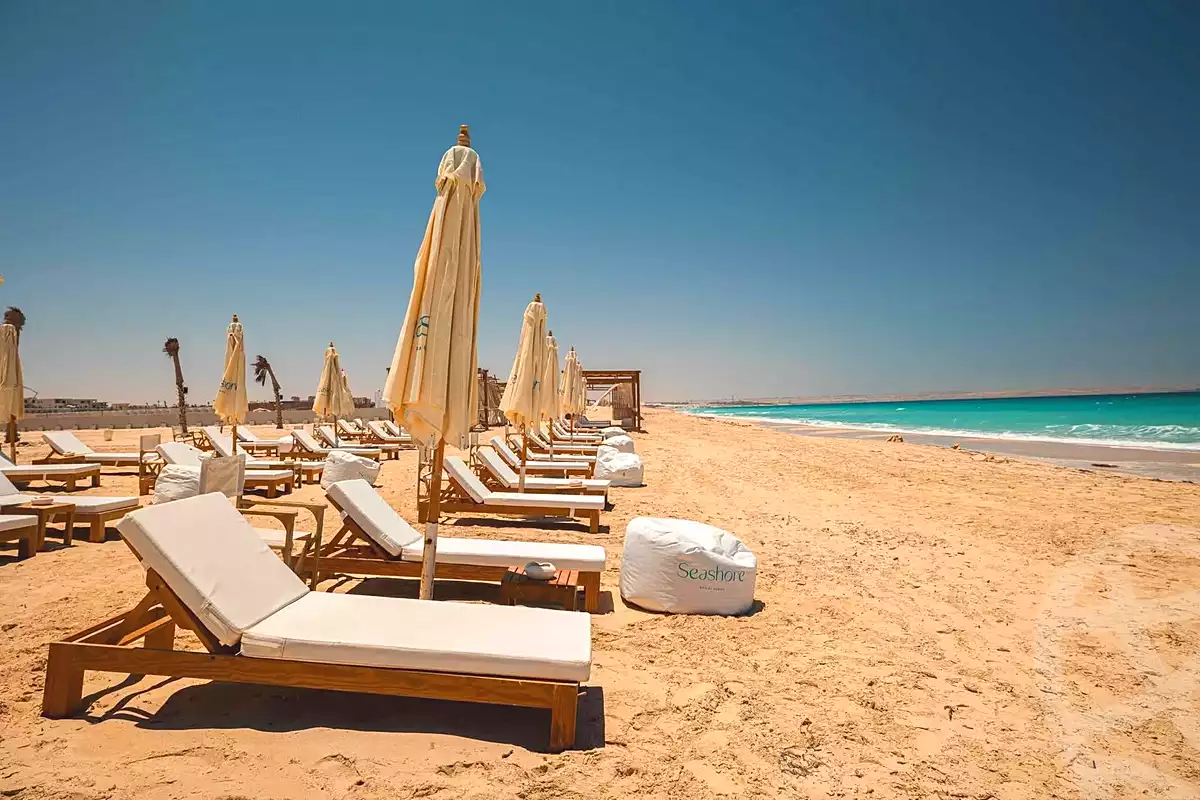 https://aqarmap.com.eg/en/listing/7250862-for-sale-north-coast-resorts-seashore-resort-hyde-park