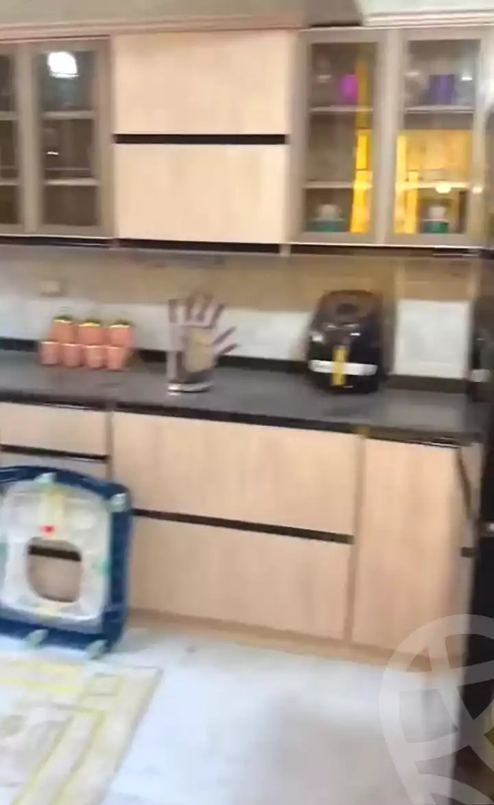 https://aqarmap.com.eg/ar/listing/7250982-for-rent-cairo-ain-shams-6-october-st