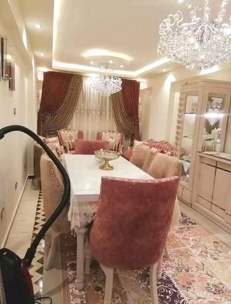 https://aqarmap.com.eg/en/listing/7251208-for-sale-alexandria-krmwz