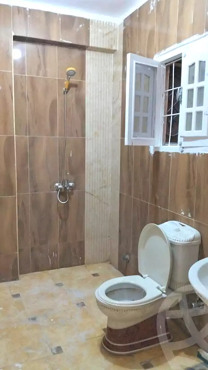 https://aqarmap.com.eg/ar/listing/7145175-for-sale-alexandria-al-agamy-el-hanouvel